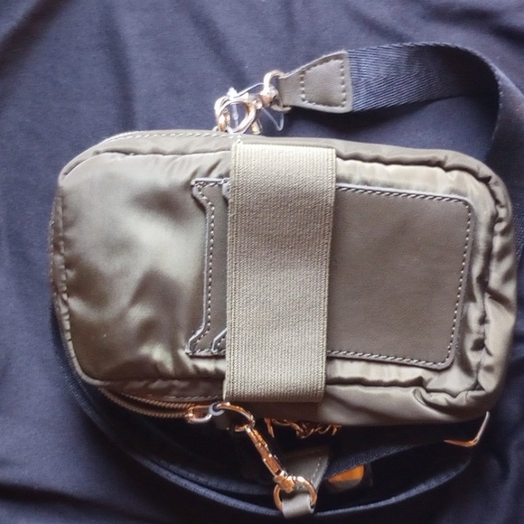 NWT Kendall and Kylie Cross body or arm wear bag,with wide elastic - Picture 3 of 4